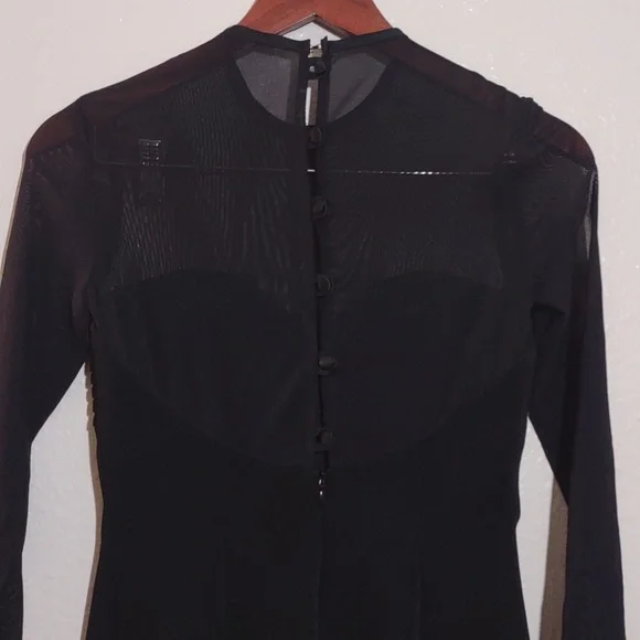 SLIGHTLY USED BLACK DRESS MESH FRONT - Picture 8 of 12